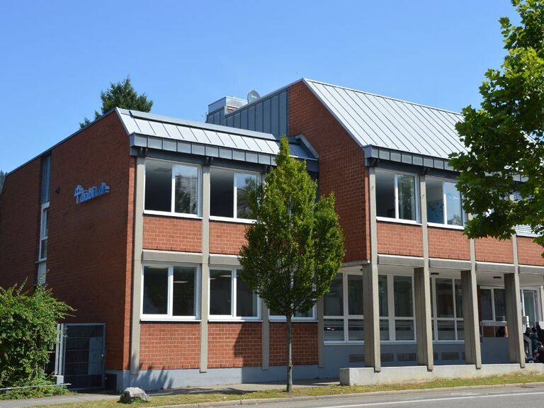 Schulgebäude des Diabiz