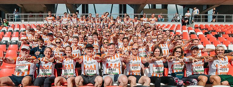 BZ.medien mit über 100 Läuferinnen beim B2Run